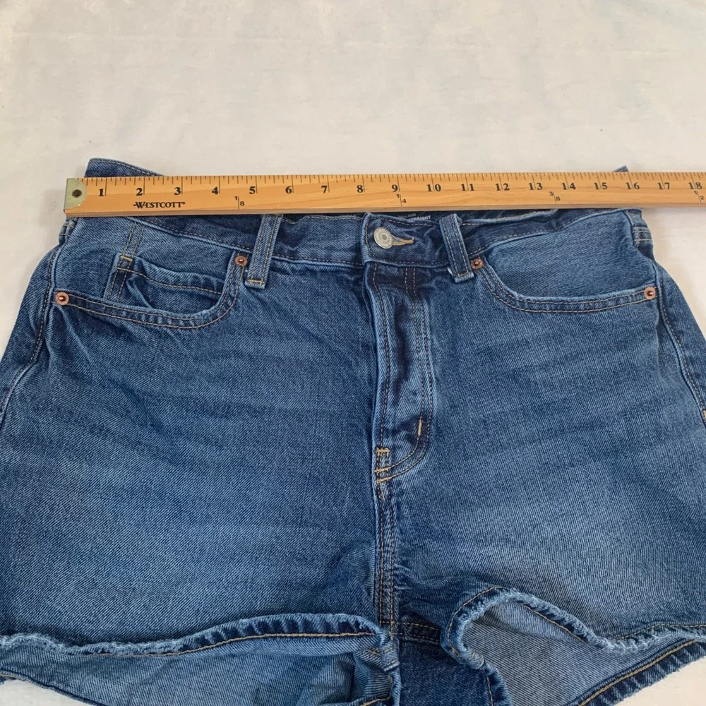 Old Navy High Rise Slouchy‎ Straight Denim Jean Shorts Women's Size 10 Blue